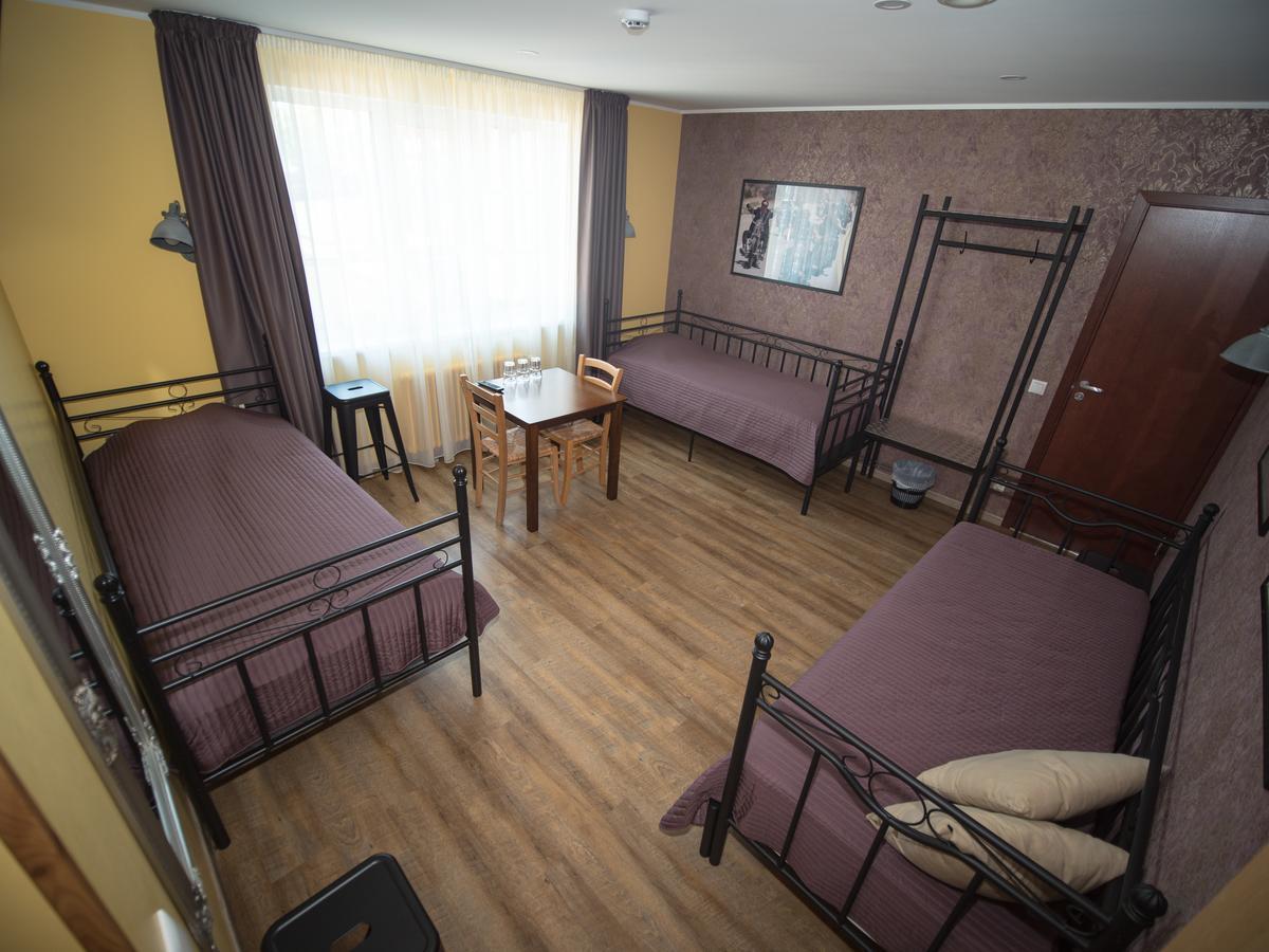 Aleksandri Guesthouse Пярну Экстерьер фото